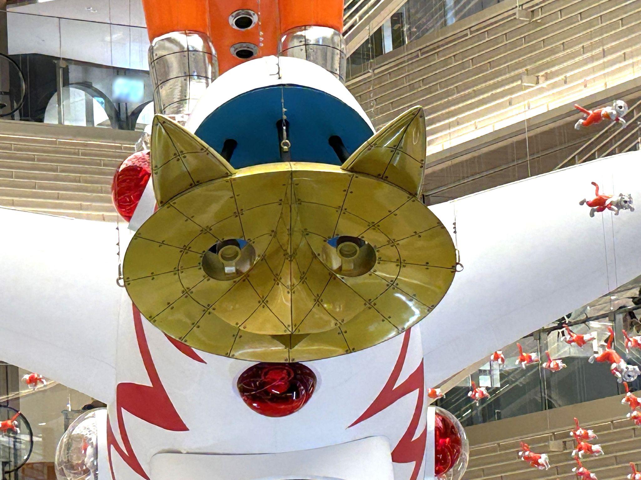 ヤノベケンジさん作の巨大アート「BIG CAT BANG（ビッグ キャット バン）」
