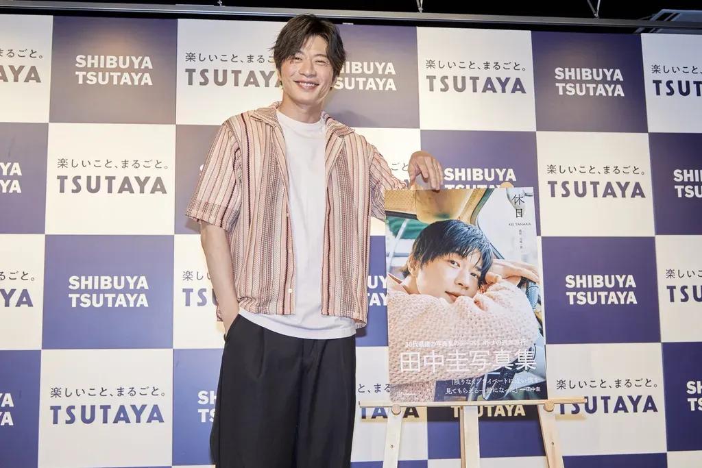 田中圭 来年迎える40歳の抱負「シャツを着たままシャワーを浴びるようになるかも」_bodies