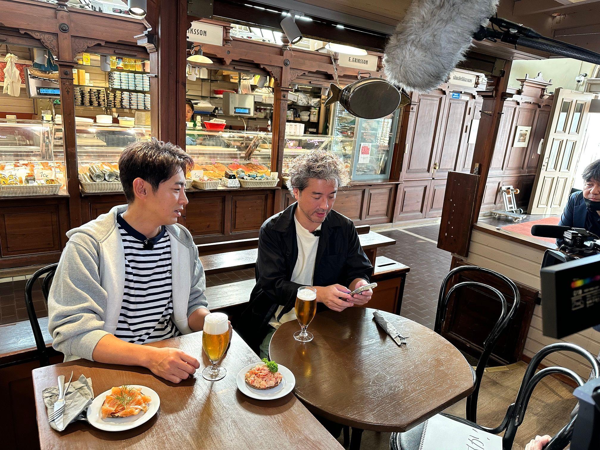 『小泉孝太郎&ムロツヨシ 自由気ままに2人旅』のシーン