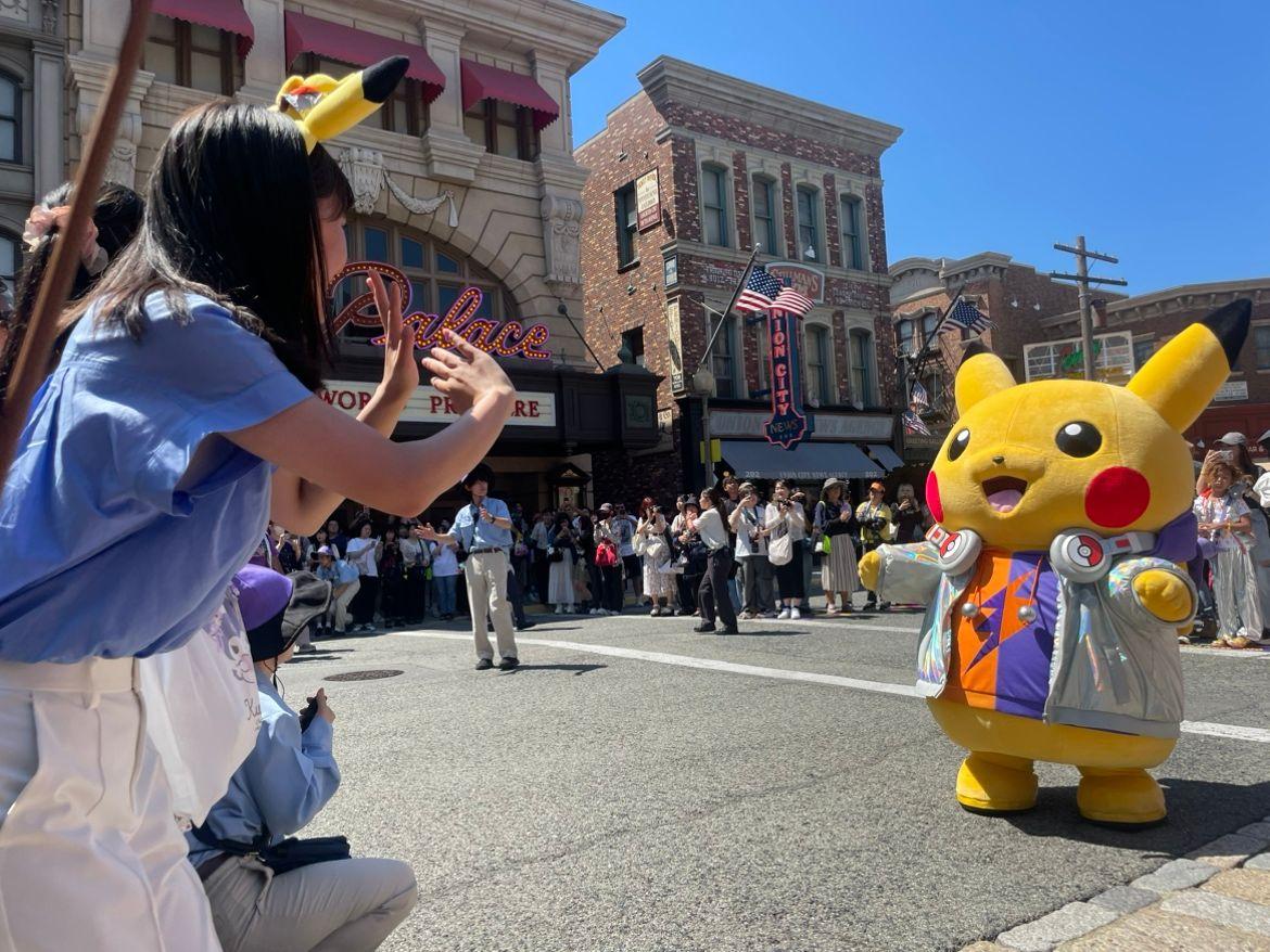 高崎アナ　ユニバ取材