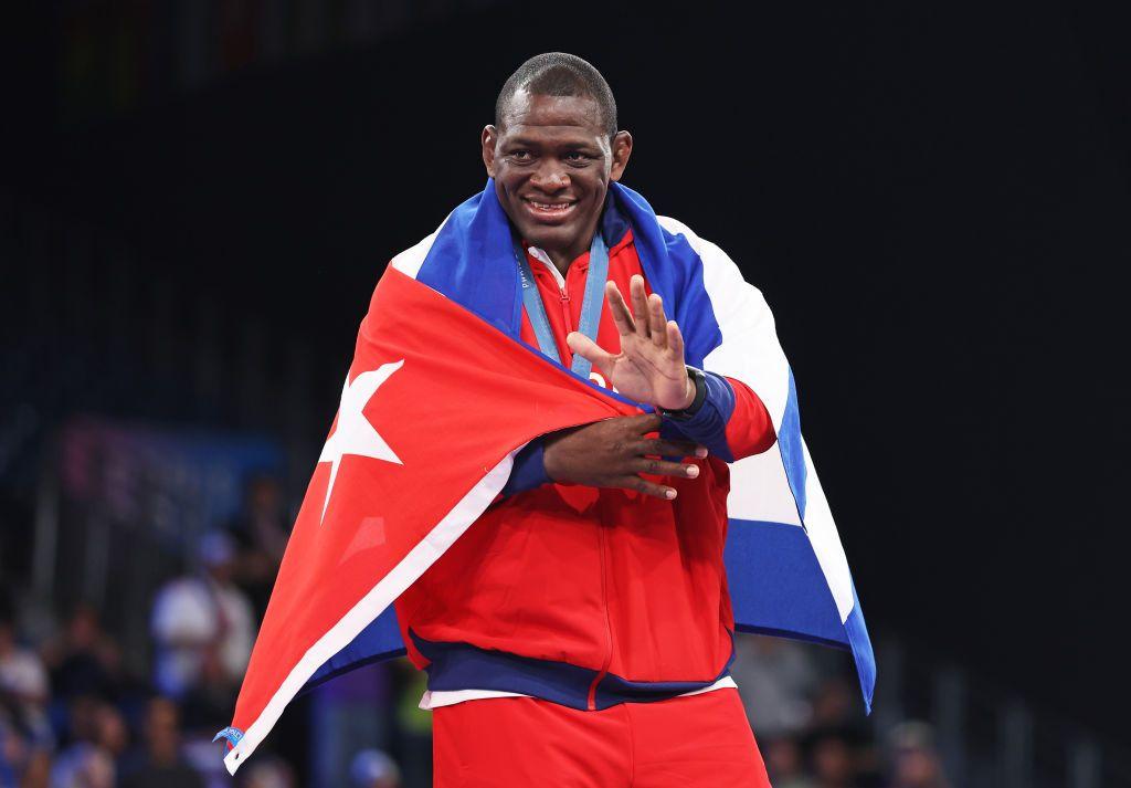 ゲッティパリ五輪レスリング５連覇引退ミハス・ロペスGettyImages-2165592313