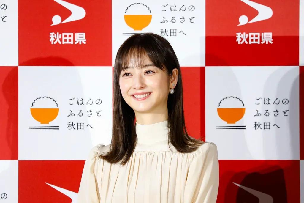 佐々木希「すったげうめぇ」地元・秋田の新品種米のおいしさに思わず秋田弁がポロリ_bodies