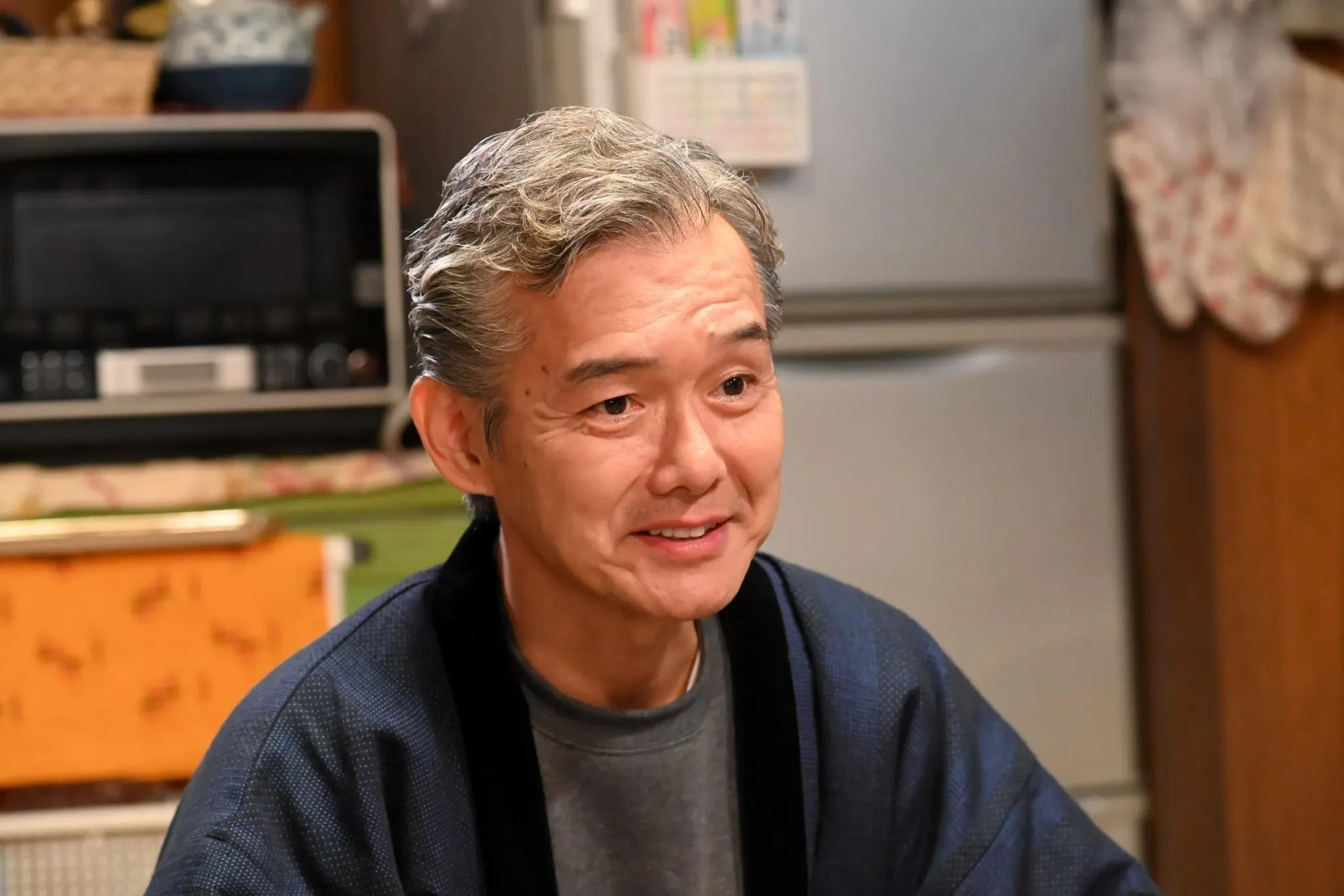 『あたりのキッチン！』渡部篤郎「与えられた役をまっとうするという意味では、役者という仕事は非常に職人的」_bodies