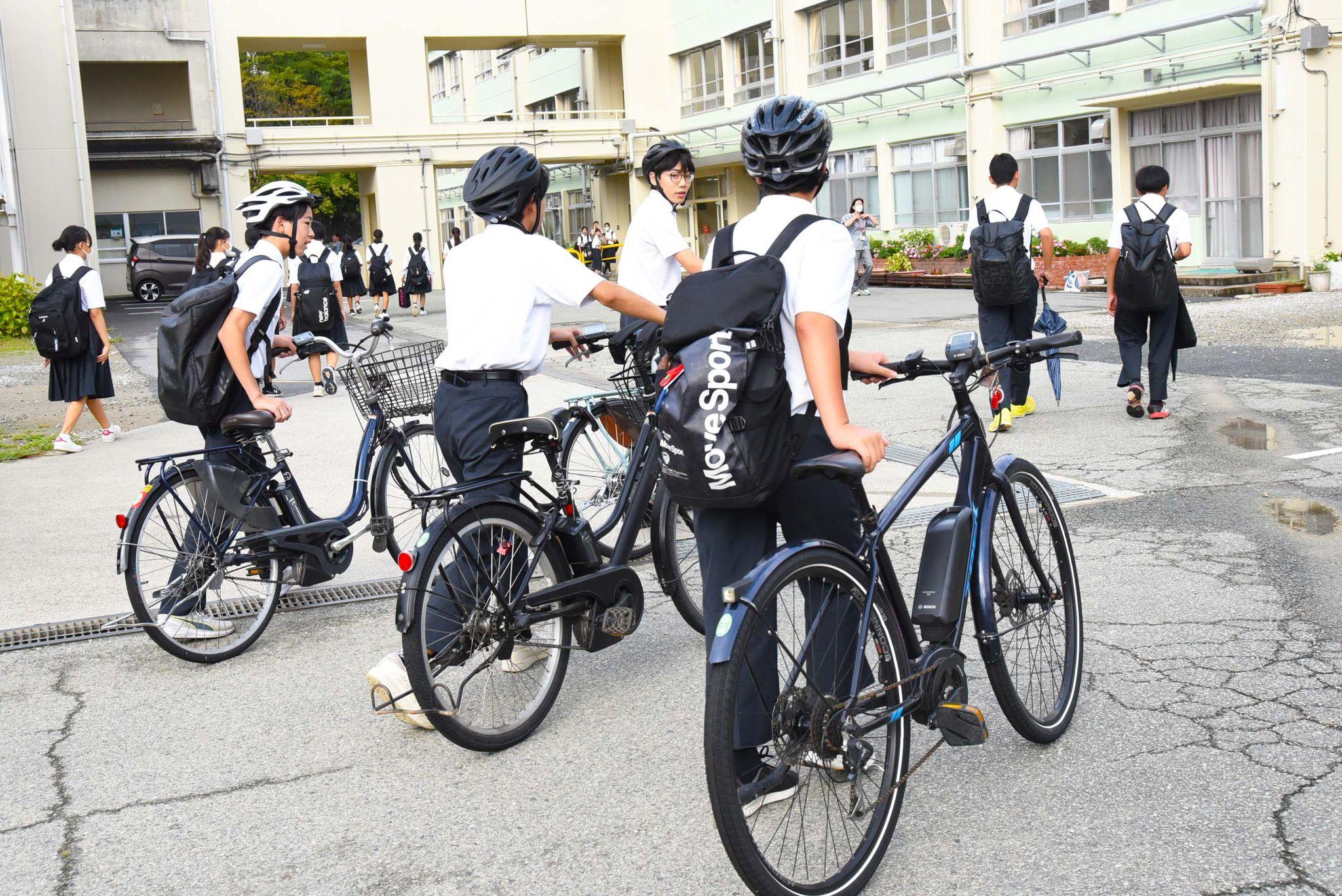 中学生の自転車通学を清和台中、東谷中で試行実施 / 兵庫県川西市