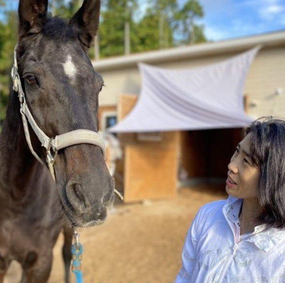 マキノ町から始まる自然と馬、人が共生する養老牧場へ。会社員から牧場経営への複業ストーリー