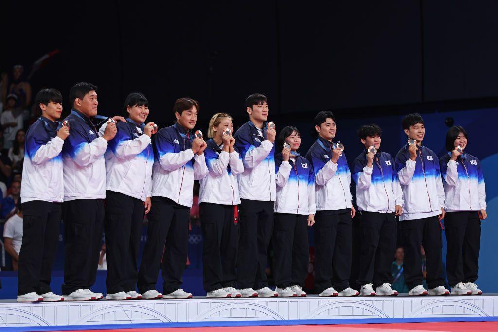 ゲッティパリ五輪 柔道団体表彰式韓国