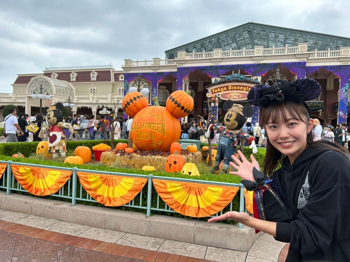 【最速レポ】ディズニー新ハロウィン ゴージャスなパレードでミッキーたちと一緒にダンス！注目イベントをフジ新人アナが体験取材