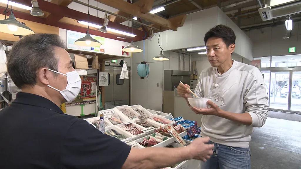 海の幸を好きなだけ！松岡修造が2分半で「のっけ丼」を作って食べてノーカット万才！_bodies