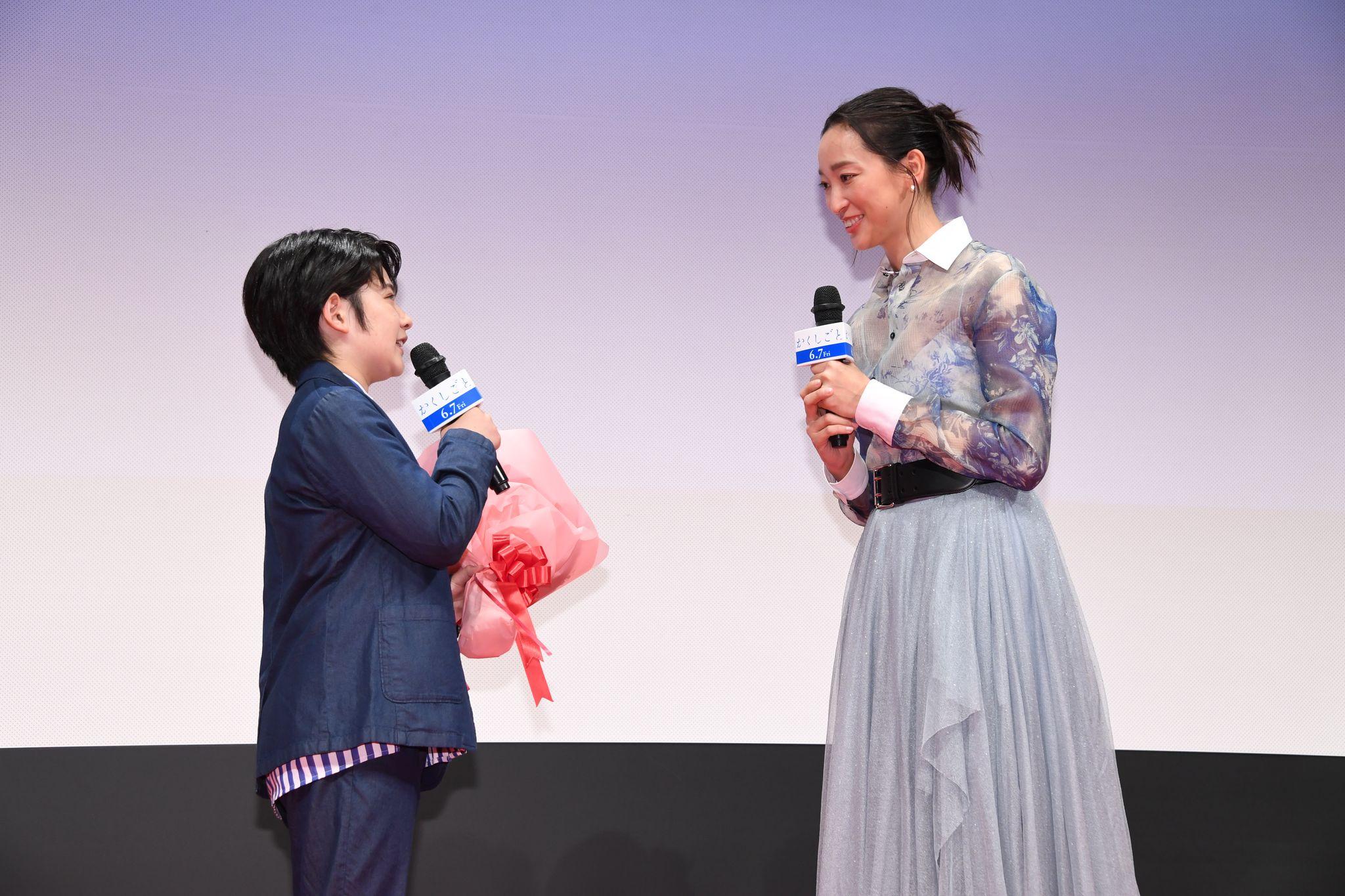 杏 息子役・中須翔真からの花束サプライズに感動「ダブルの意味で泣けてきますね」