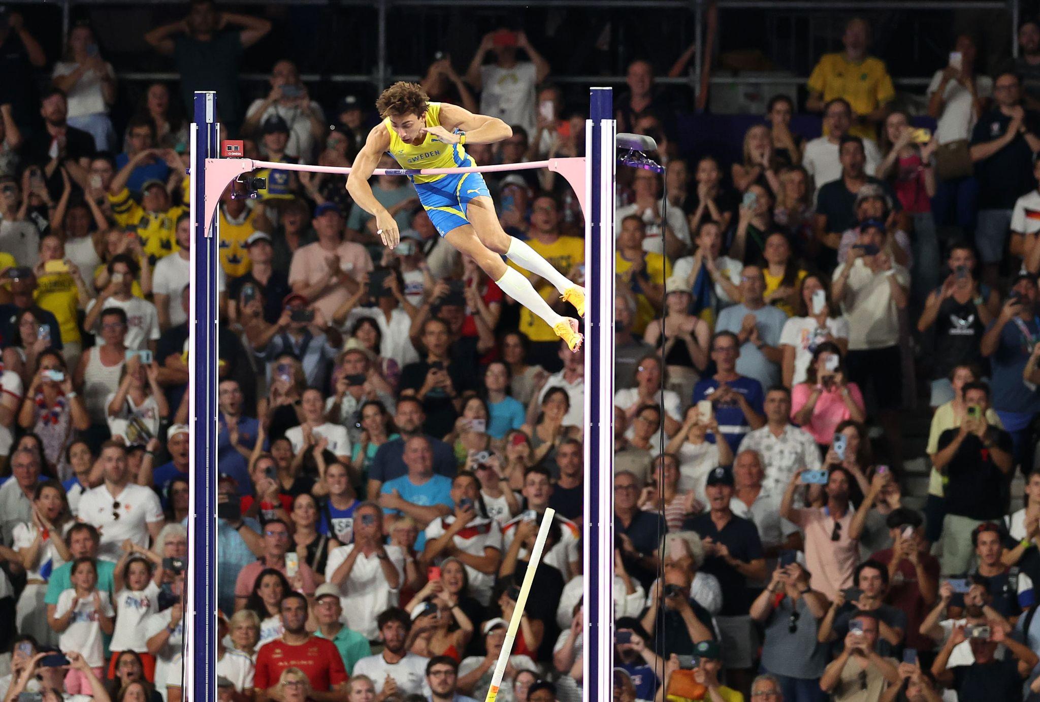 ゲッティパリ五輪棒高跳び決勝デュプランティスGettyImages-2165431915