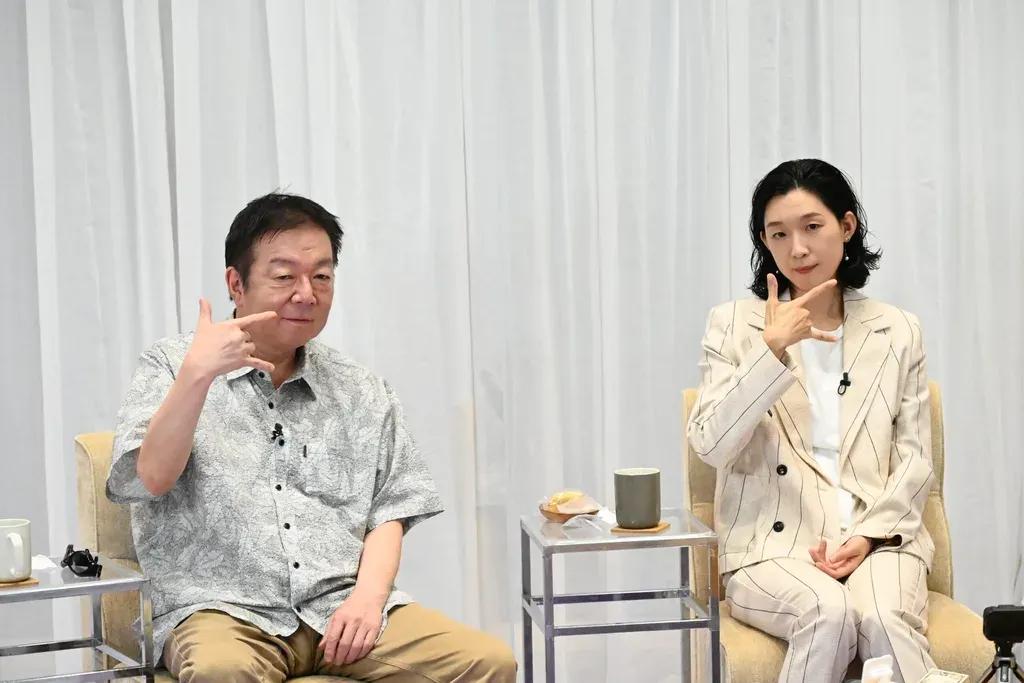 赤楚衛二の小ボケに町田啓太がツッコミ、江口のりこも吹き出す『SUPER RICH』ライブ配信イベントの裏側_bodies