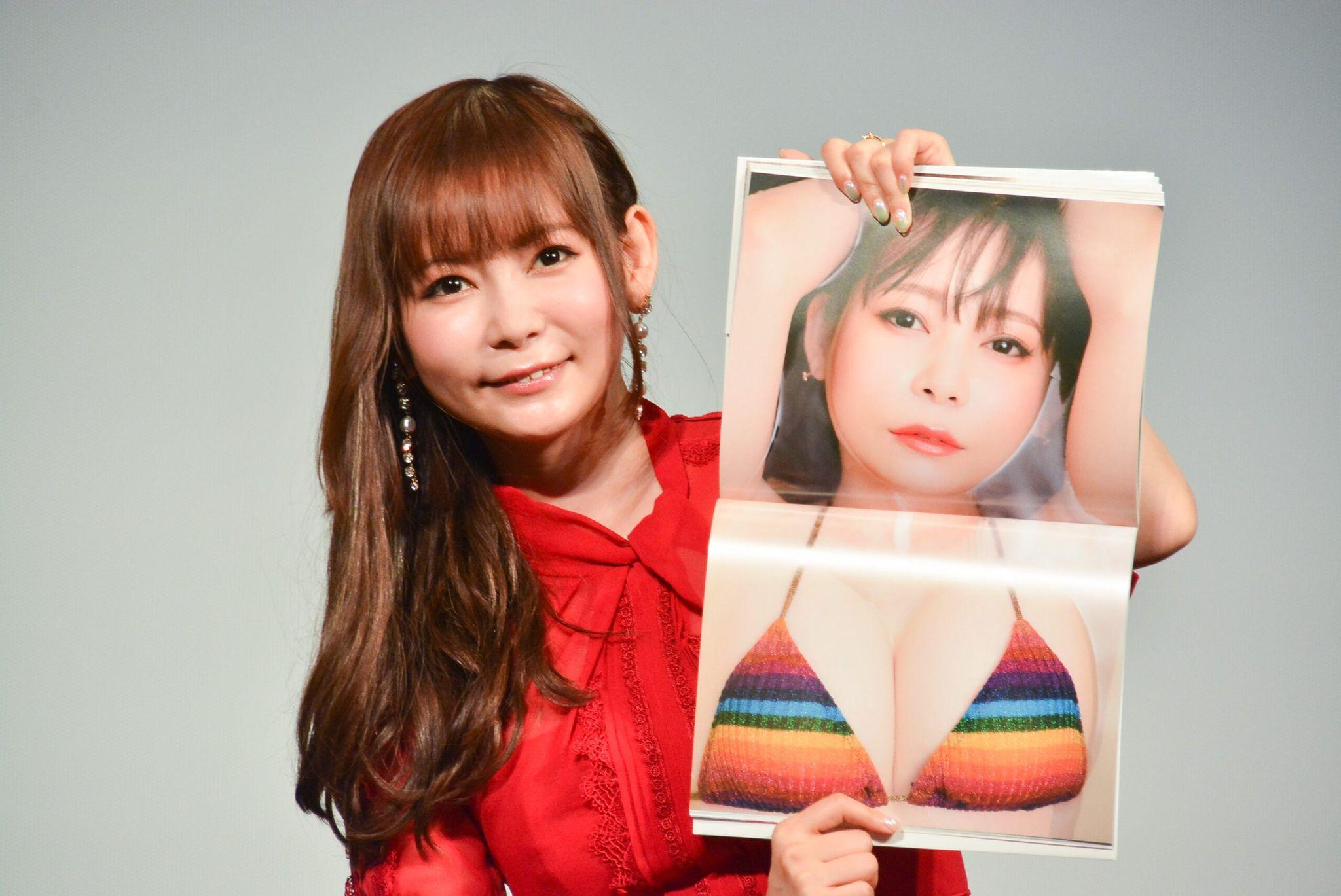 「自己肯定感の低さを捨てた」中川翔子が挑んだ“NGなし”写真集に込めた未来_site_large