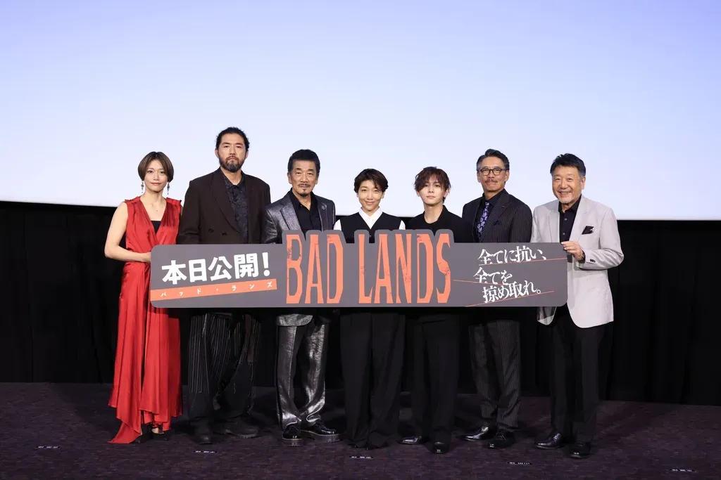 安藤サクラ＆山田涼介 監督の映画「BAD LANDS バッド・ランズ」前日譚構想に前のめり「やりたい！」_bodies