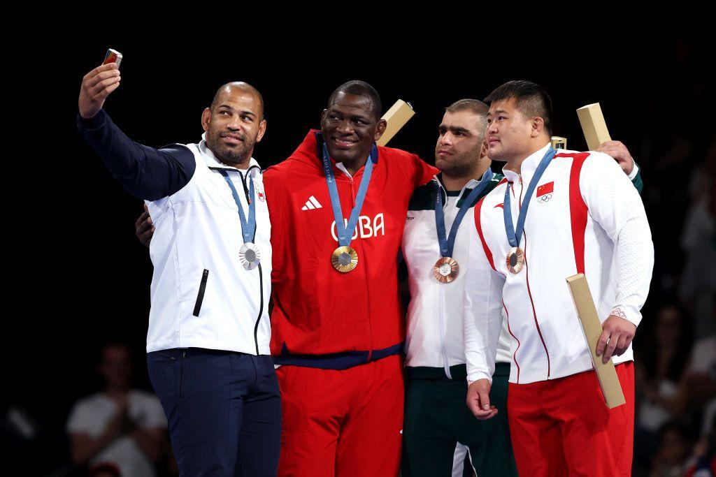 ゲッティパリ五輪レスリング５連覇引退ミハス・ロペスGettyImages-2165590793