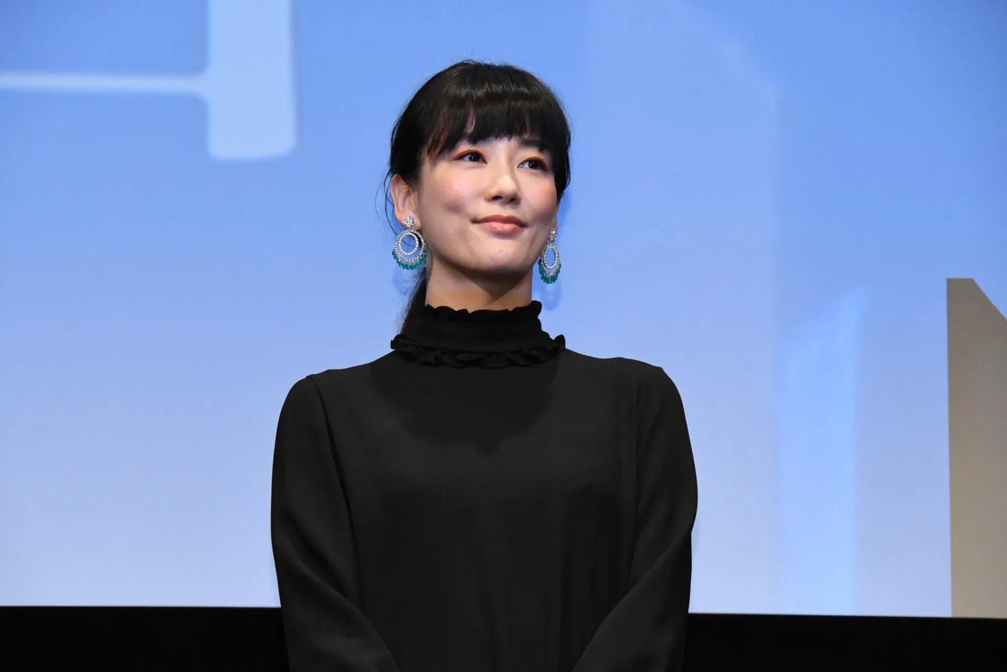 水川あさみがお気に入りの一首を紹介「確かな意志が見えた歌だと思った」_bodies