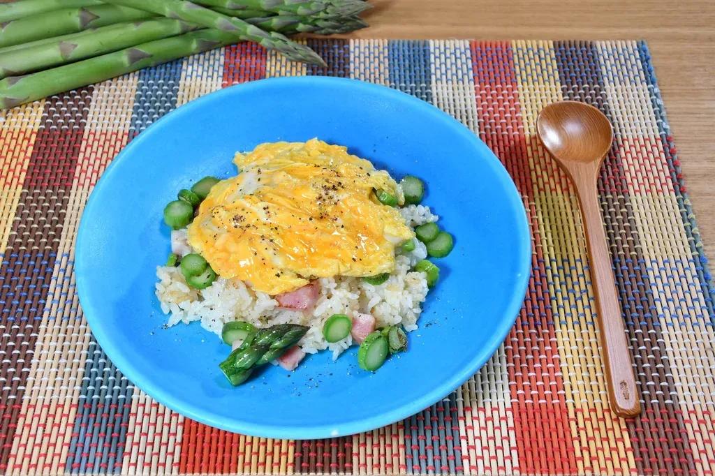 2分半で完成！シャキシャキな「アスパラ炒飯」のコツに松岡修造が「すぐ出来た」と驚き_bodies