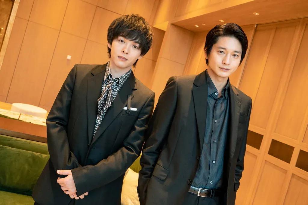 中村倫也×向井理SPインタビュー！共演舞台の本読みで中村が思わずニヤリ？「理っちを見ているのが楽しい」_bodies