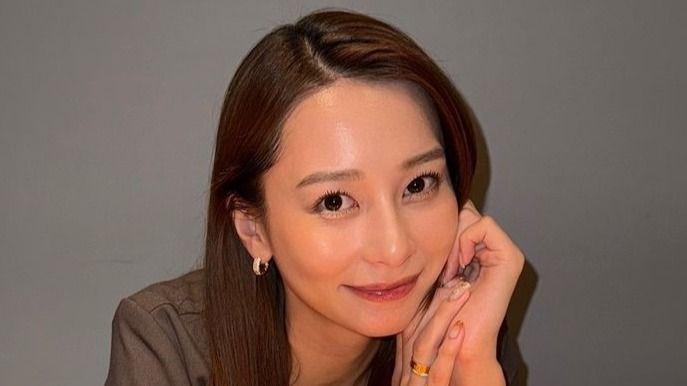 モデル・Niki 豪華なケーキに囲まれ「幸せすぎ」な28歳誕生日を報告「色気増してる」と称賛の声