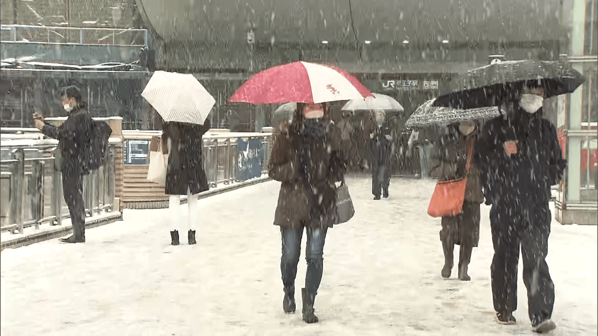 関東で週明け大雪のおそれ　東京都内でも通勤通学時間帯に交通機関に影響か