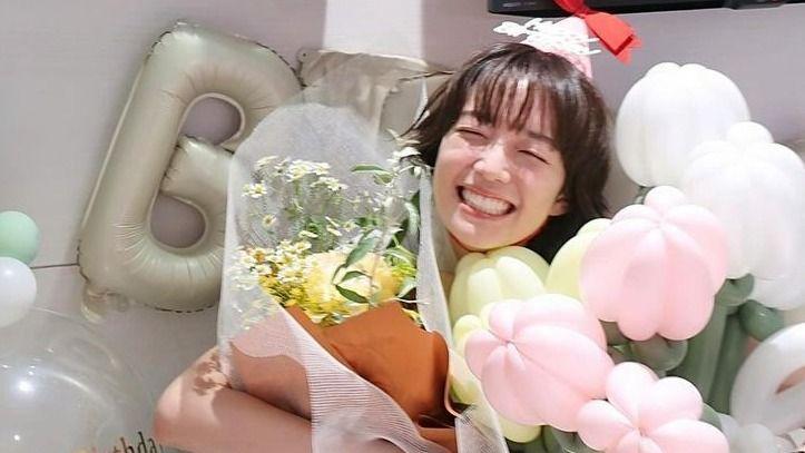 佐藤栞里「年齢を言うたび松尾さんにびっくりされます」太陽みたいにあったかい笑顔で誕生日を報告し祝福殺到！