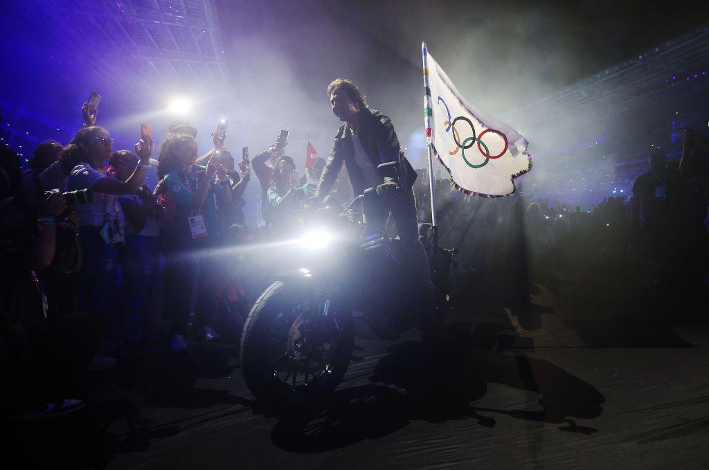 ゲッティパリ五輪 閉会式トム・クルーズ