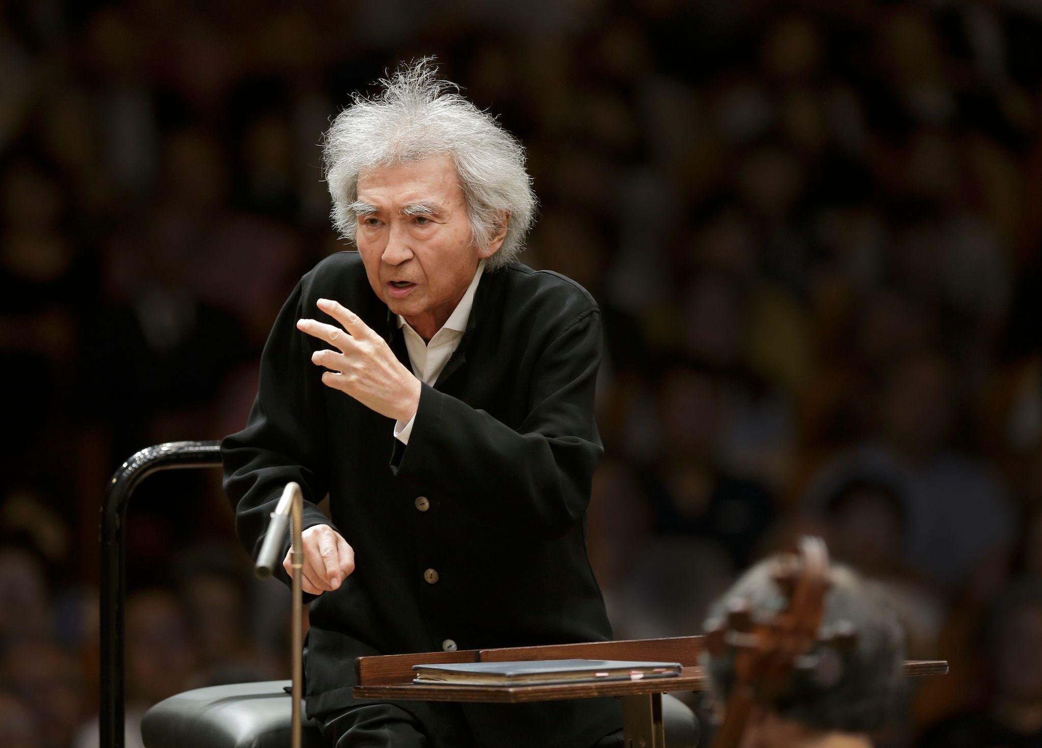 世界に愛された指揮者 小澤征爾さん 88年の歩み　30年近く音楽監督を務めた米ボストン交響楽団は追悼演奏