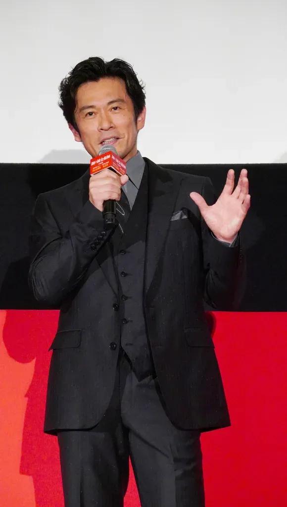 山田涼介 父役の内野聖陽に「クソ親父へ…」から始まる長文メッセージ_bodies