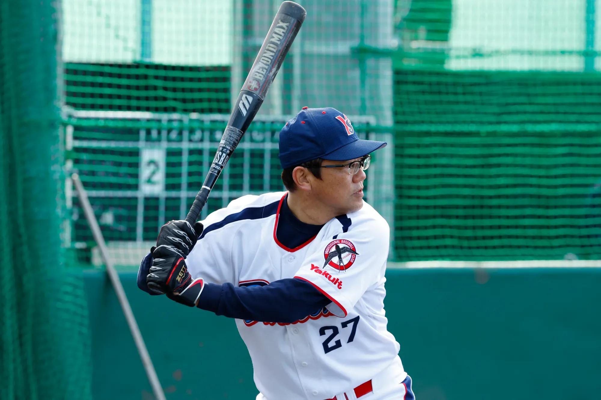 白熱！今年で11回目「プロ野球レジェンド軍vs芸能人オールスターズ」_bodies