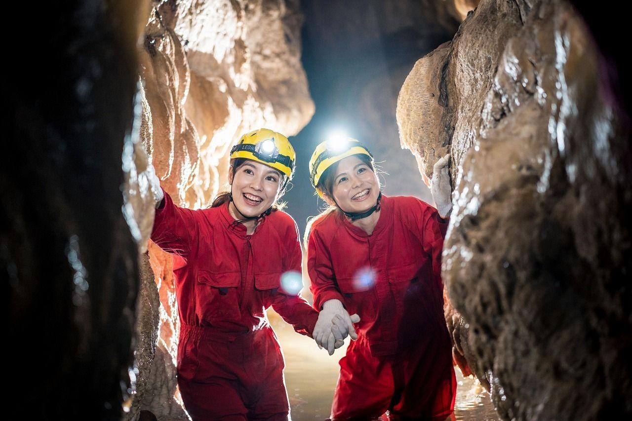 【南の島の洞くつ探検】この夏は冒険だ！沖縄県・本島南部で夏限定のアドベンチャーツアー開催！