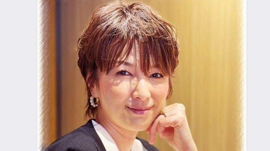 “最強の絶対領域” 吉瀬美智子(49) ミニスカ×ニーハイブーツ姿に「最高にかっこよくて憧れ」と絶賛の声！