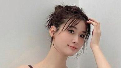 美脚＆肩出し めるる上品大人セクシーな洗練秋コーデ披露！いつもと違った姿に「国を代表する可愛さ」とファン歓喜