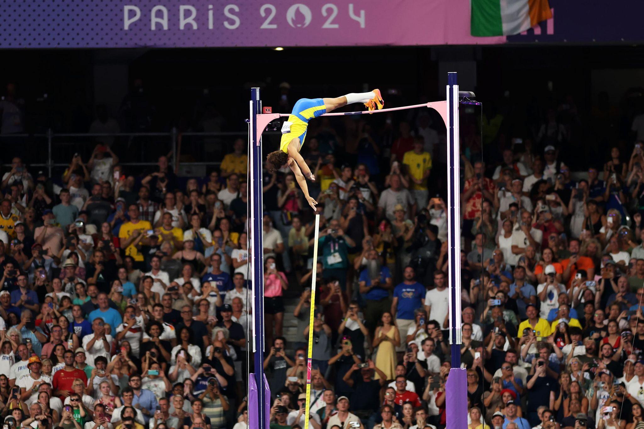 ゲッティパリ五輪棒高跳び決勝デュプランティスGettyImages-2165432619