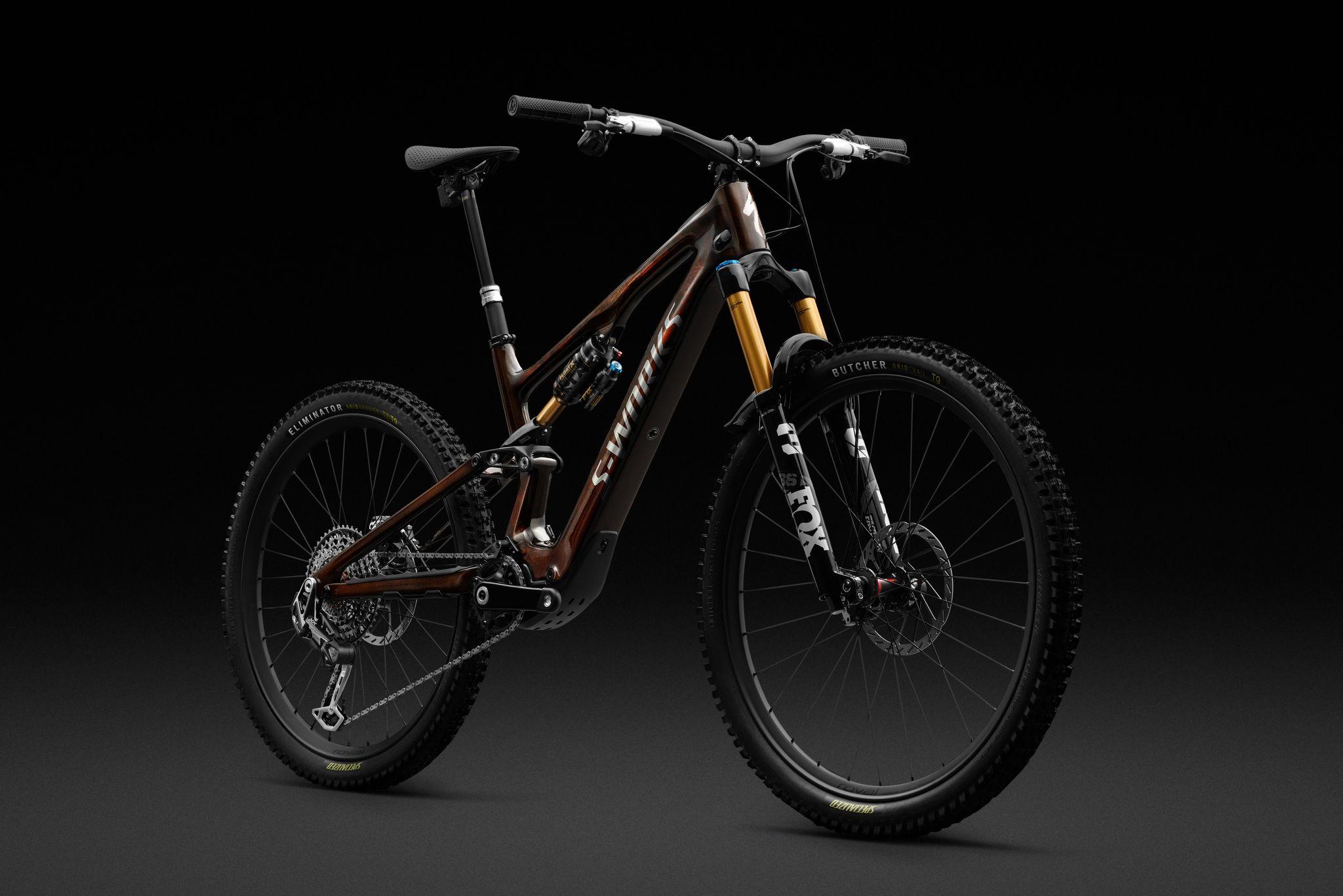 e-MTB の LevoSL が、リアサスペンションに GENIE テクノロジーを搭載