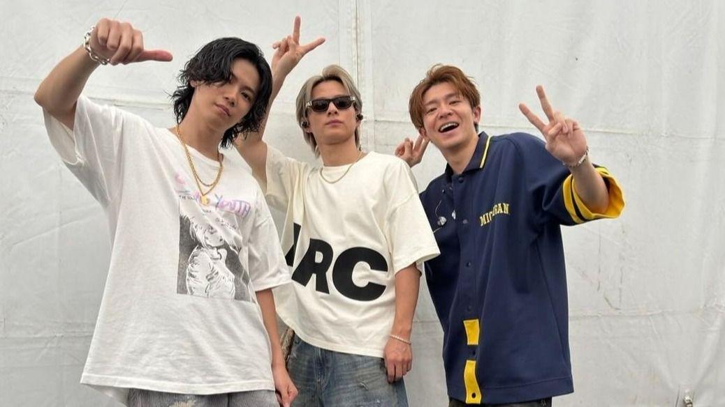 Number_i ロッキン初出演で魅せた汗と笑顔のオフショットを公開！「ぶちかましてくれてありがと」