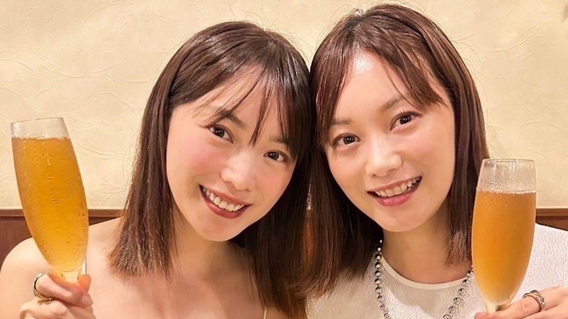 【美しすぎる双子】蛯原友里 45歳のバースデーに妹・英里さんとの2ショット公開「遺伝子強すぎ」「本当に45歳！？」