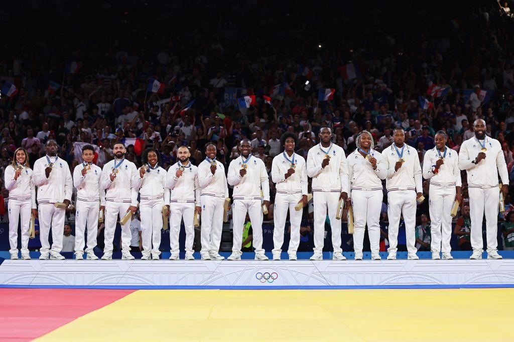 ゲッティパリ五輪 柔道団体表彰式フランス