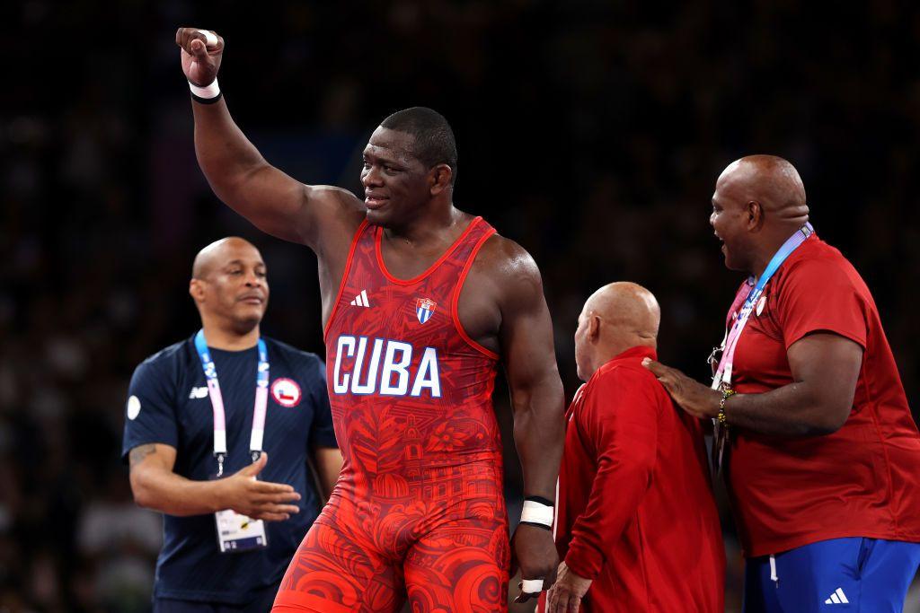 ゲッティパリ五輪レスリング５連覇引退ミハス・ロペスGettyImages-2165582276