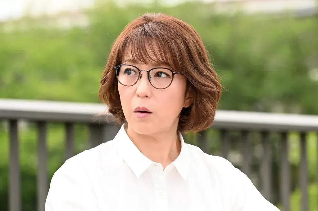 莉湖（木村佳乃）と娘の過去を知った妙子（若村麻由美）は…＜『この素晴らしき世界』第6話完全版＞_bodies