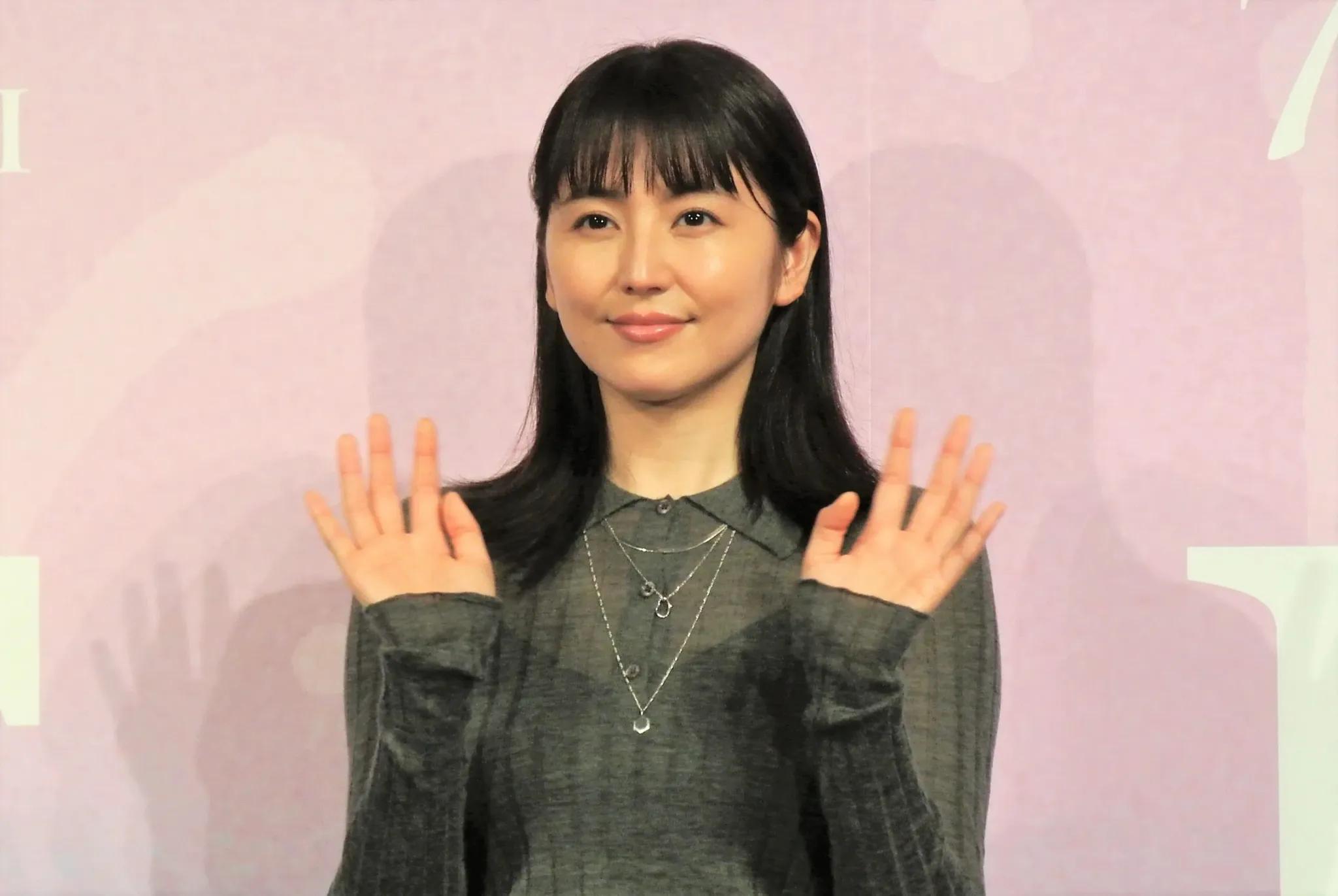 堕ちゆく毒母役の長澤まさみを、共演の阿部サダヲが絶賛！「すごいっすね、長澤まさみ。ラストのアップの顔が…」_bodies