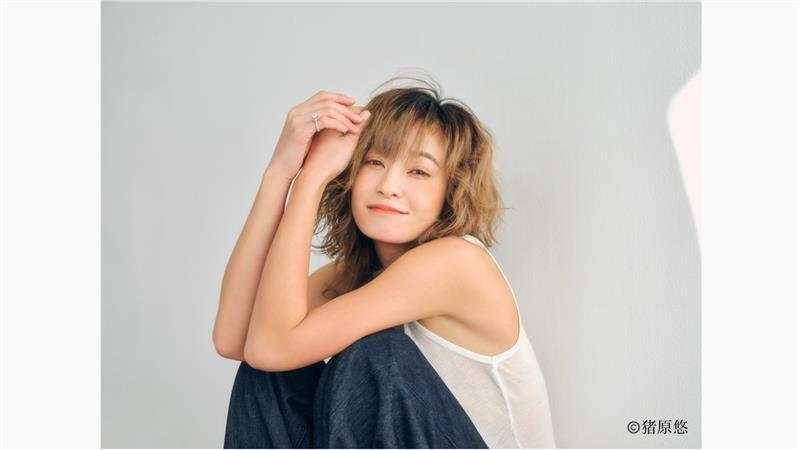 「お肌ピカピカ！」西山茉希(38) すっぴんで“母娘長距離ドライブ”へ ラフなジャージ姿でもモデル健在！