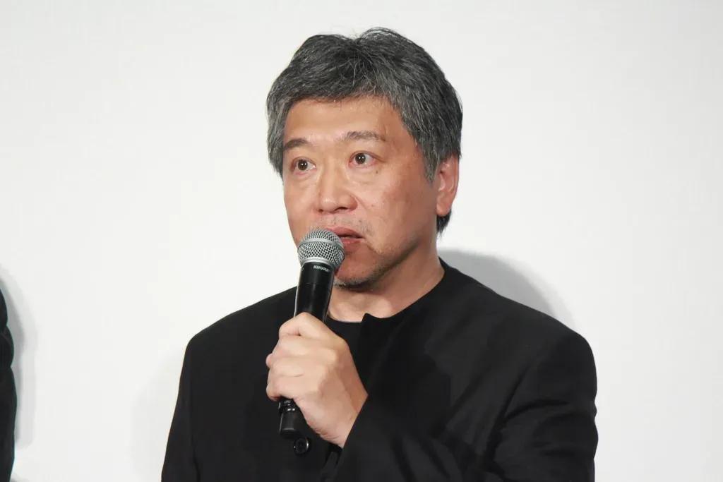 坂元裕二“脚本賞”受賞で是枝監督に感謝「30年前に忘れていた夢を叶えることができた」_bodies