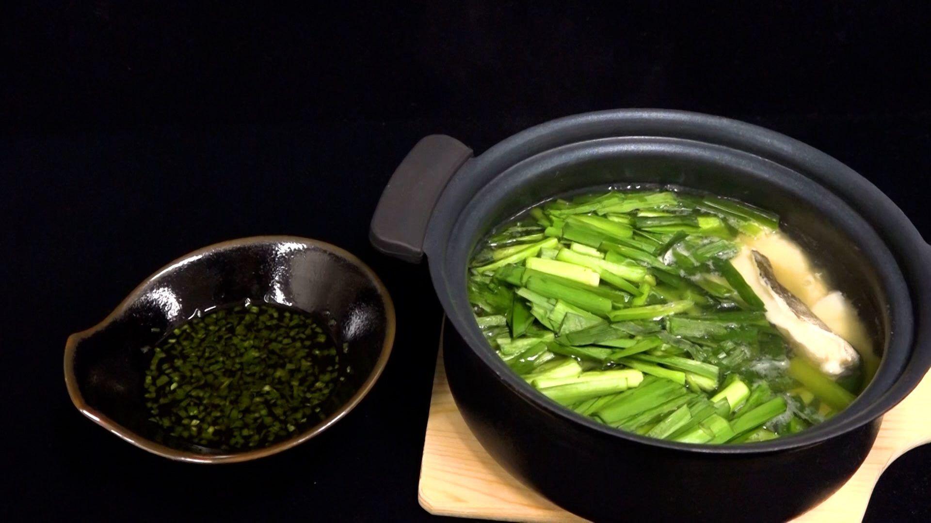 広瀬すず、広瀬家特製“ニラ鍋”を紹介！「朝から3束食べます！」