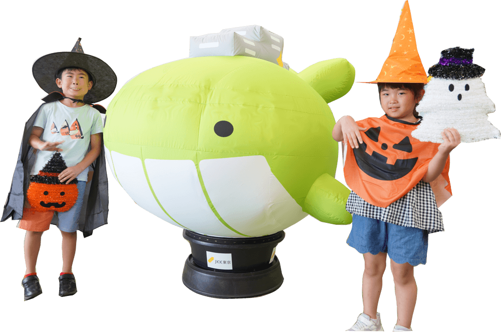 東京ソラマチで、Big「ユトジラ」バルーンと一緒にハロウィンの思い出を作ろう！