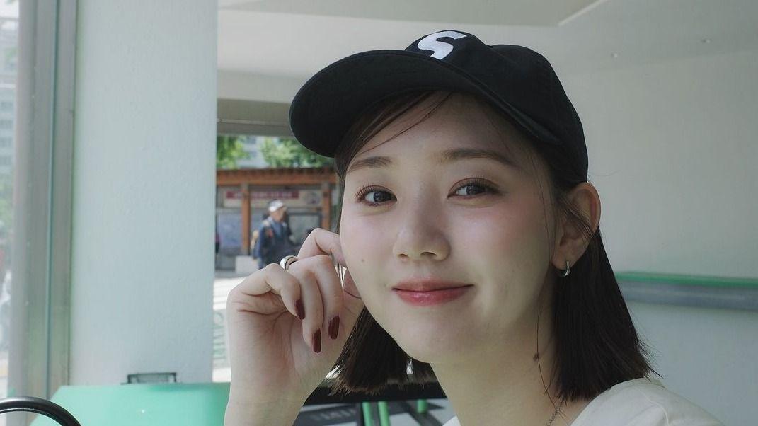 モデル・江野沢愛美　ノースリーブにキャップ姿で韓国旅「激暑すぎてコーヒーフロート」と朝活の様子公開