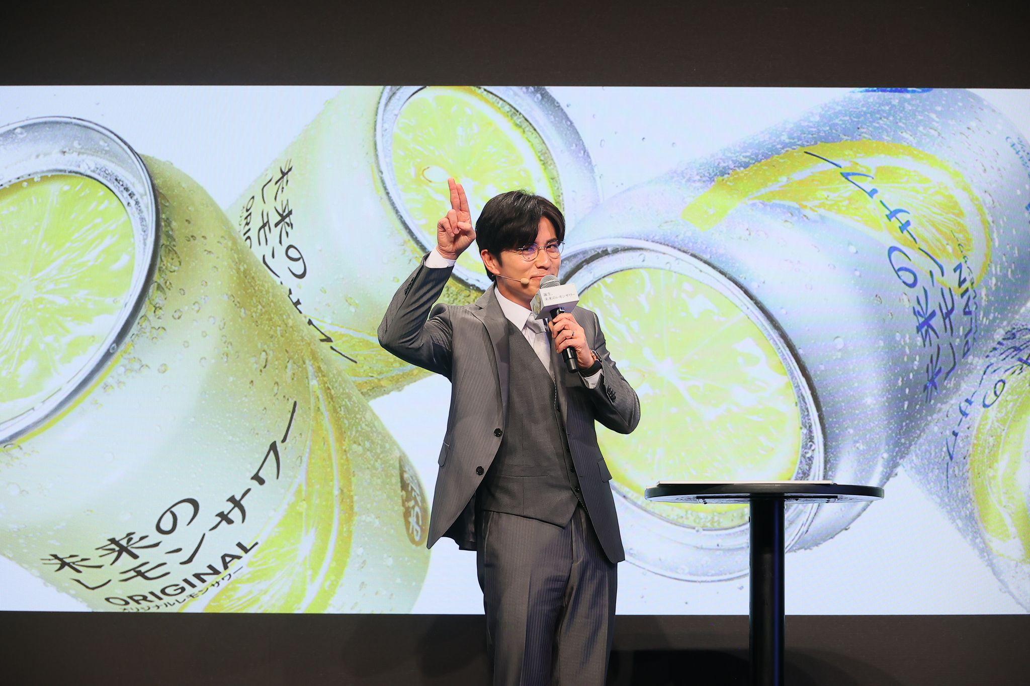 藤森慎吾 結婚発表後初の公の場に登場！左手に指輪が光り「チャラ男の未来はどうなるんだ！」