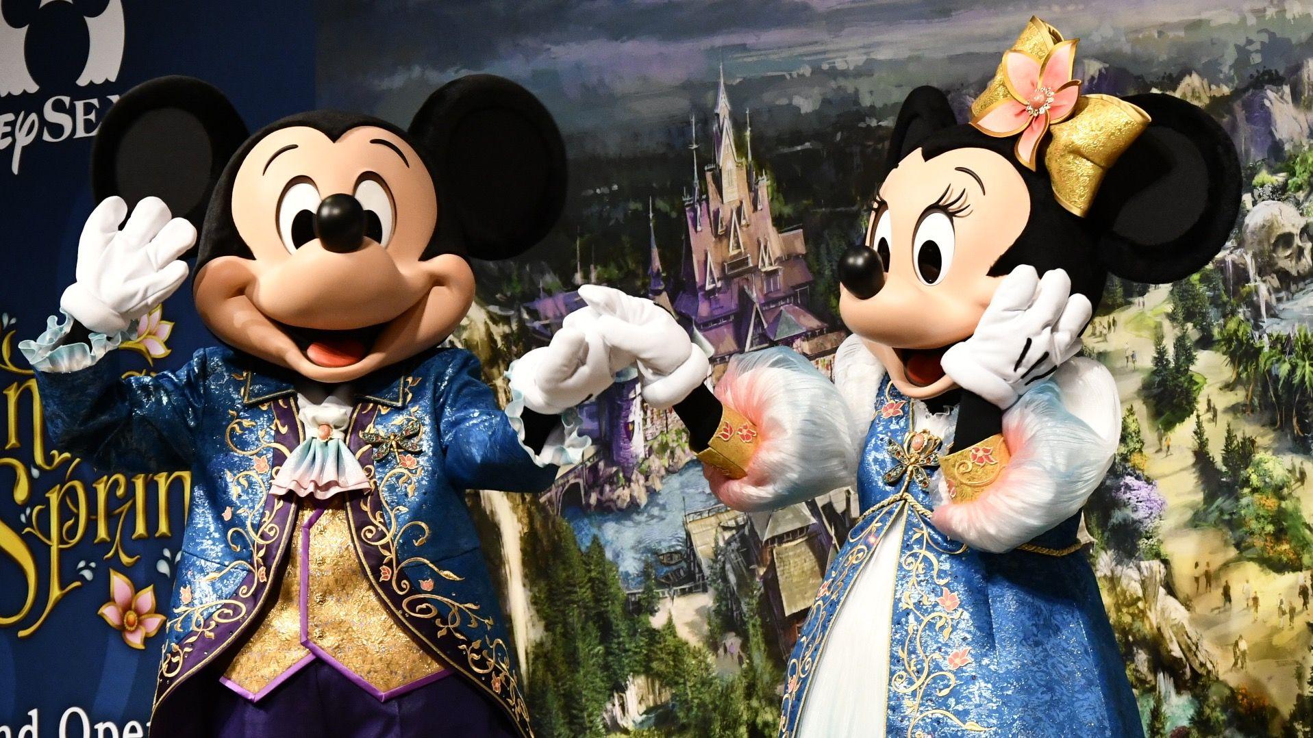 ミッキーマウスとミニーマウスの新衣装を初公開　東京ディズニーシーで4月9日からスペシャルイベント