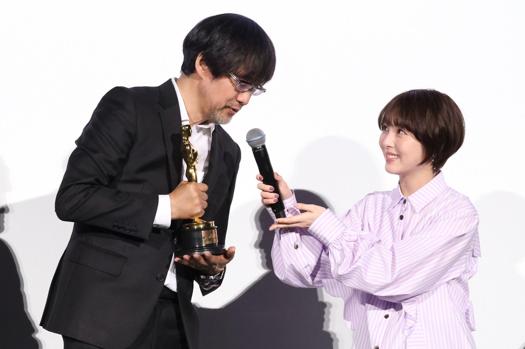 浜辺美波『ゴジラ-1.0』のオスカー受賞に驚き！「監督が『五分五分』だと言っていたから」